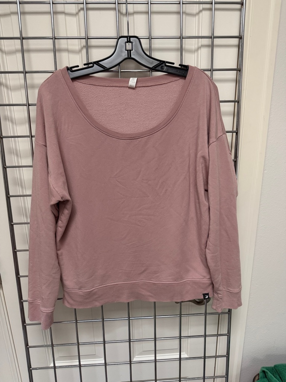 Glyder Relaxed Scoop Neck Pullover - Mauve Pink